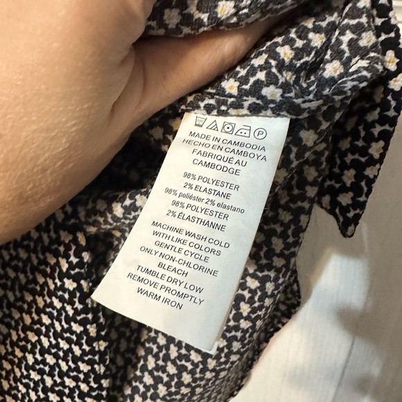 Michael Kors Floral Casual Blouse - Picture 14 of 14